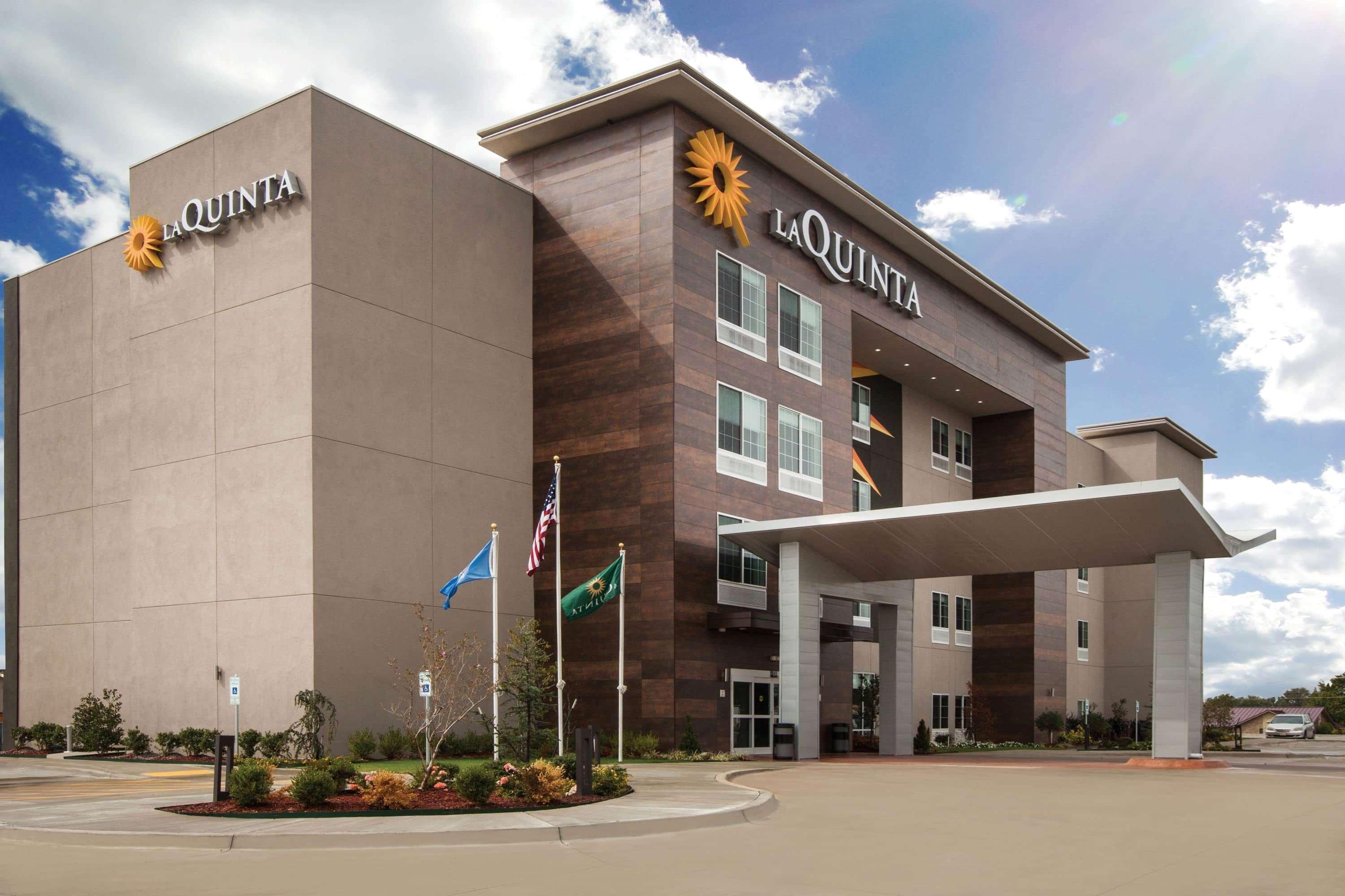 La Quinta By Wyndham Owasso Hotel Екстериор снимка